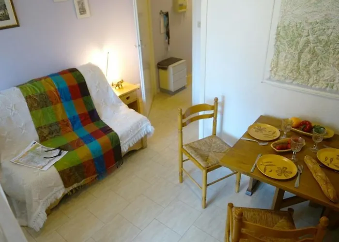 Calme Avec Balcon Plein Sud, Parking Prive, Proche Thermes Et Centre-ville - Fr-1-313-149 Bagnères-de-Luchon